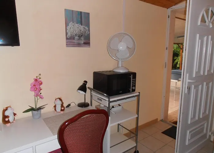 Petite Particuliere *